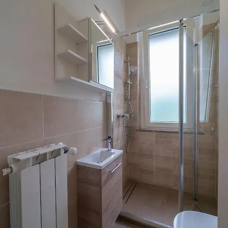 Casa Vacanza Acqua Dolce Maccagno Esterno foto